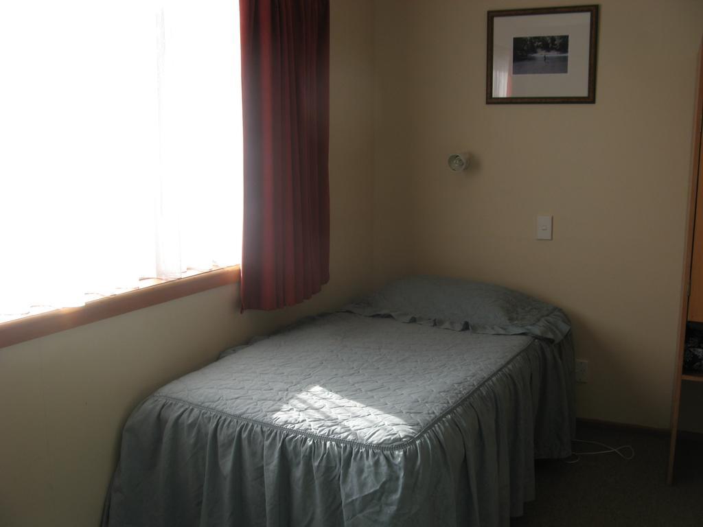 Tongariro River Motel Turangi Habitación foto
