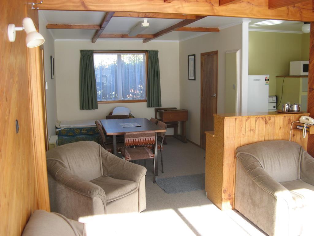 Tongariro River Motel Turangi Habitación foto