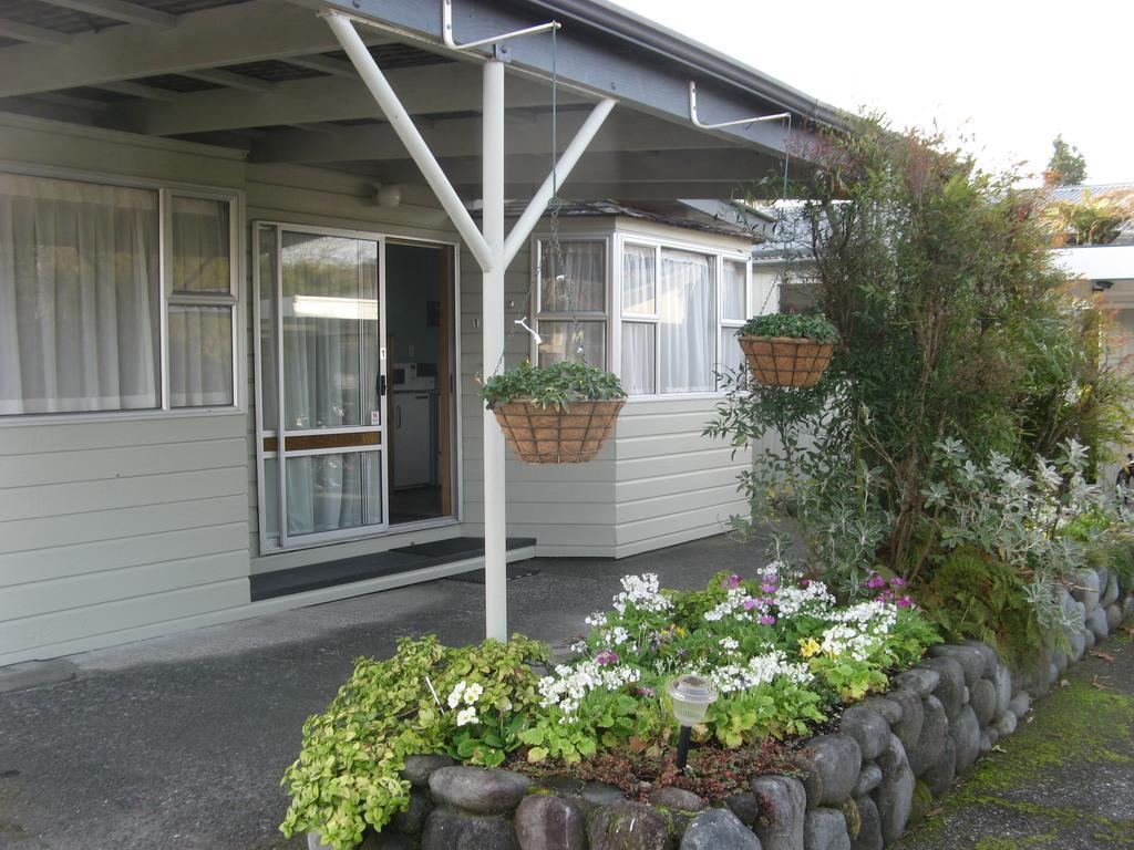 Tongariro River Motel Turangi Habitación foto