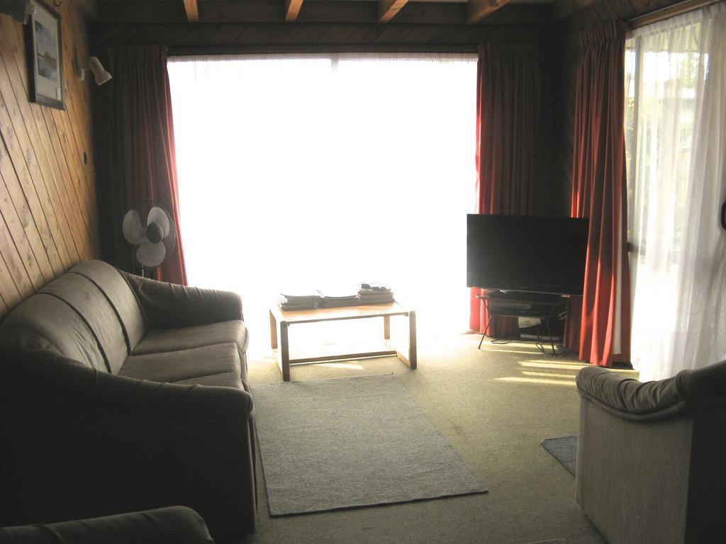 Tongariro River Motel Turangi Habitación foto